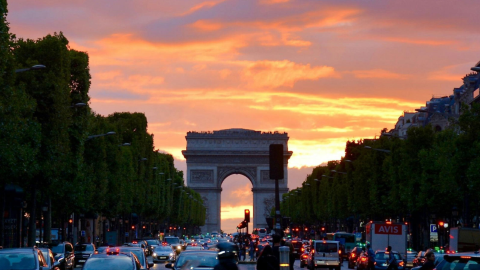 Vue panoramique de Paris avec Vitae Professionals, spécialiste du recrutement de professionnels de santé à l'international